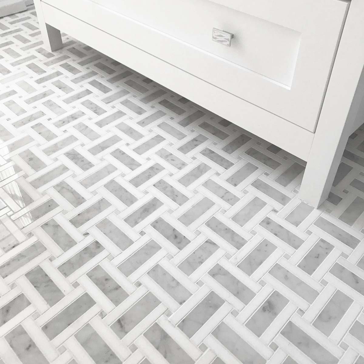 Royal Basketweave 1. White Carrara Premium, Thassos Polished - Image 3